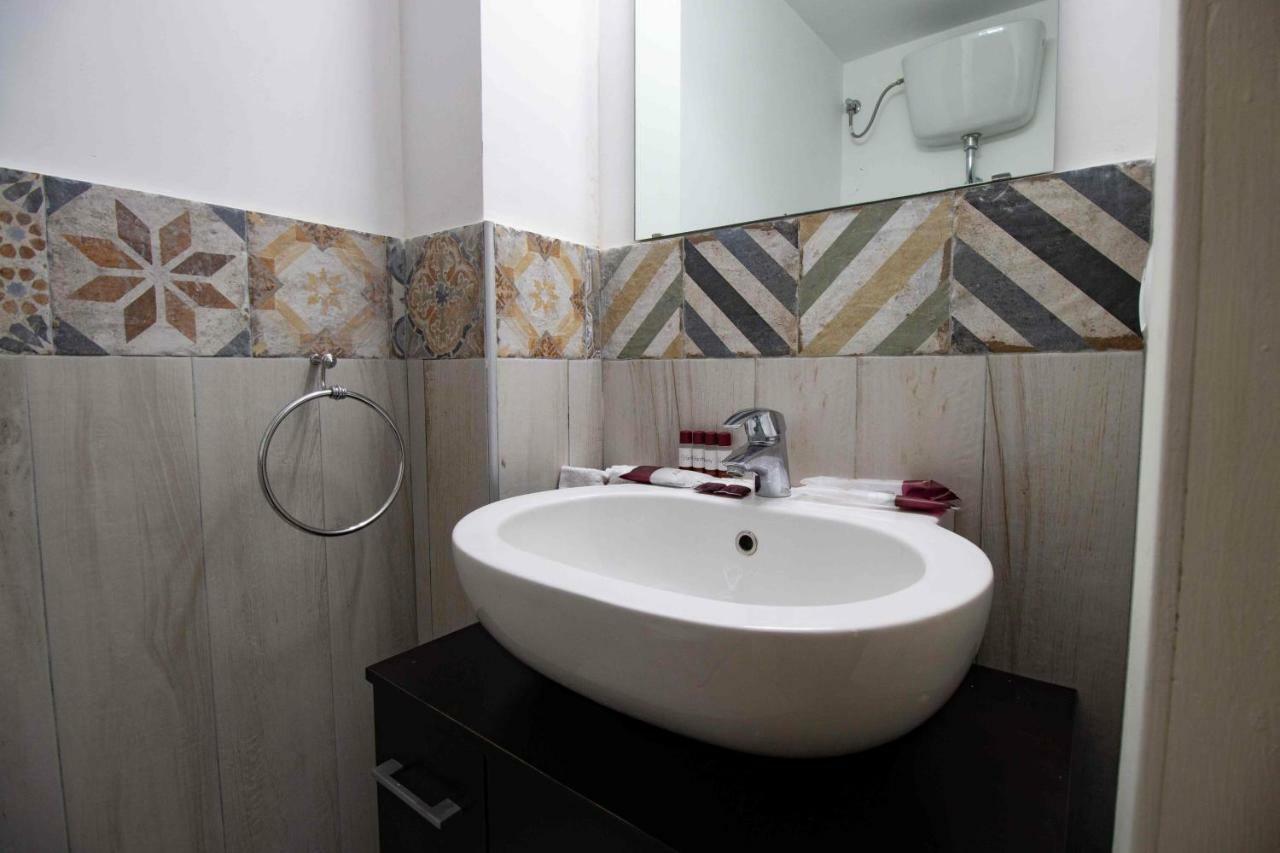 Holiday Houses Napoli Bagian luar foto